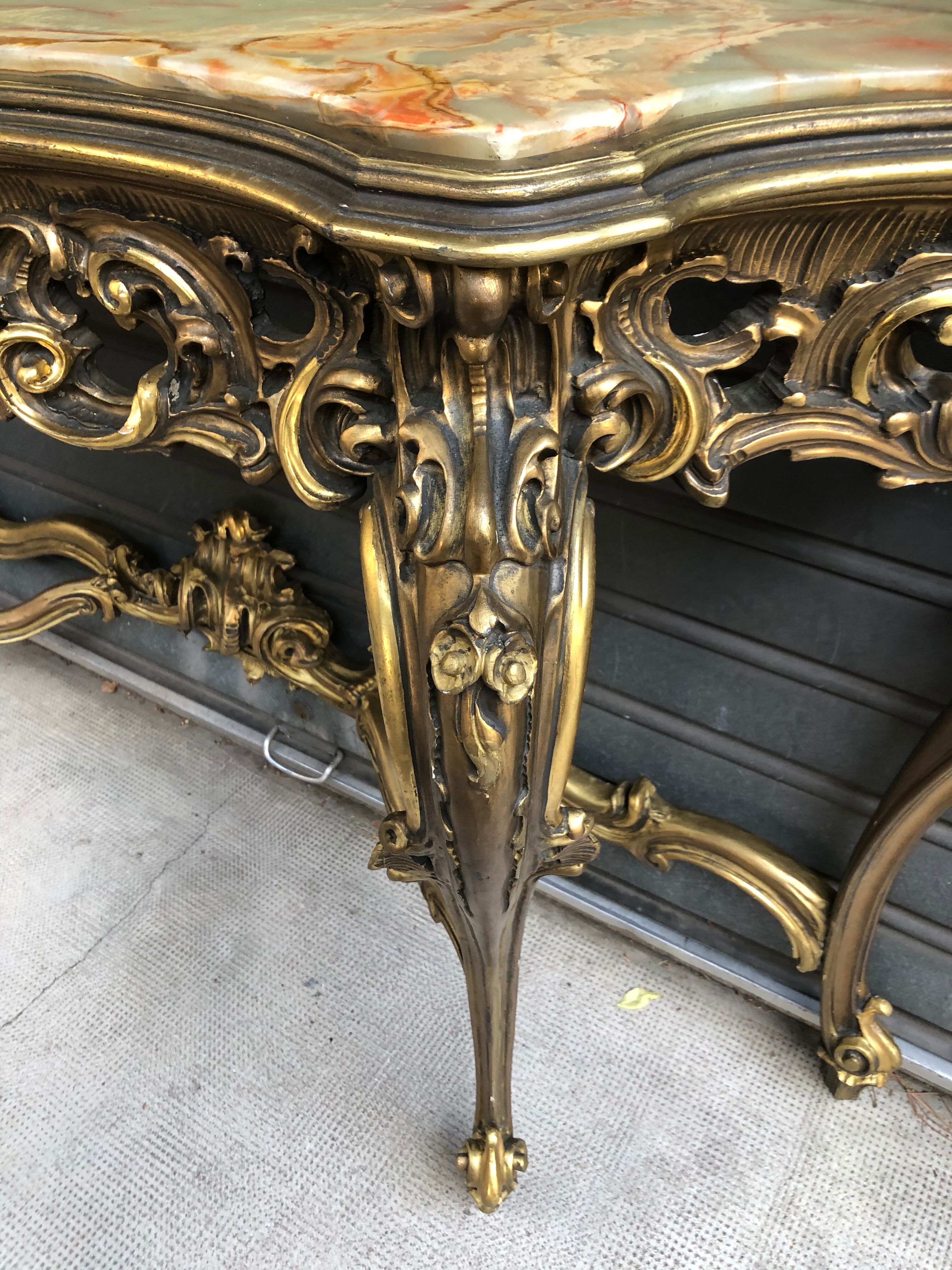 Golden wooden console on onyx Venetian baroque style