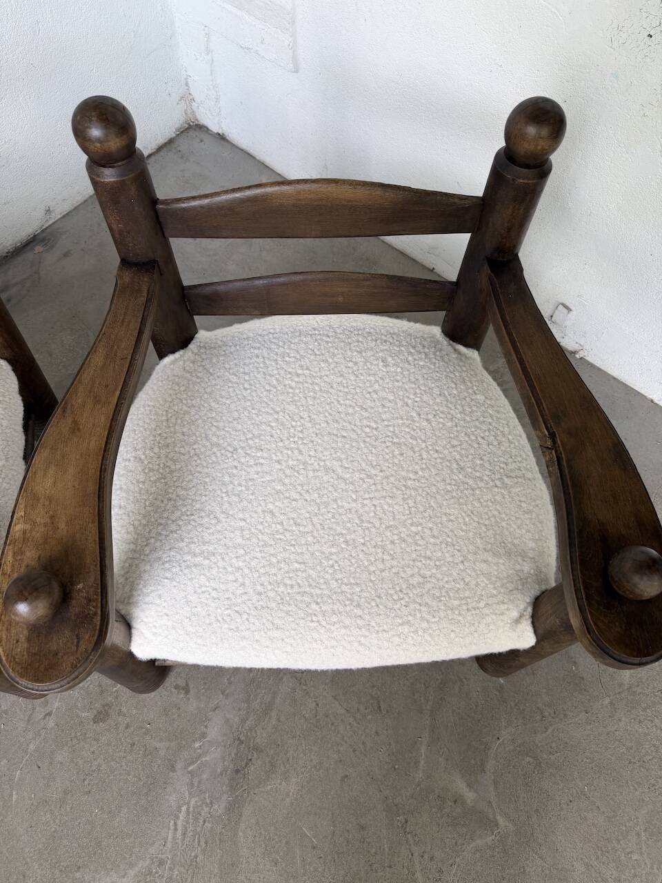 Pair of Dudouyt armchairs from the 1950s, oak.