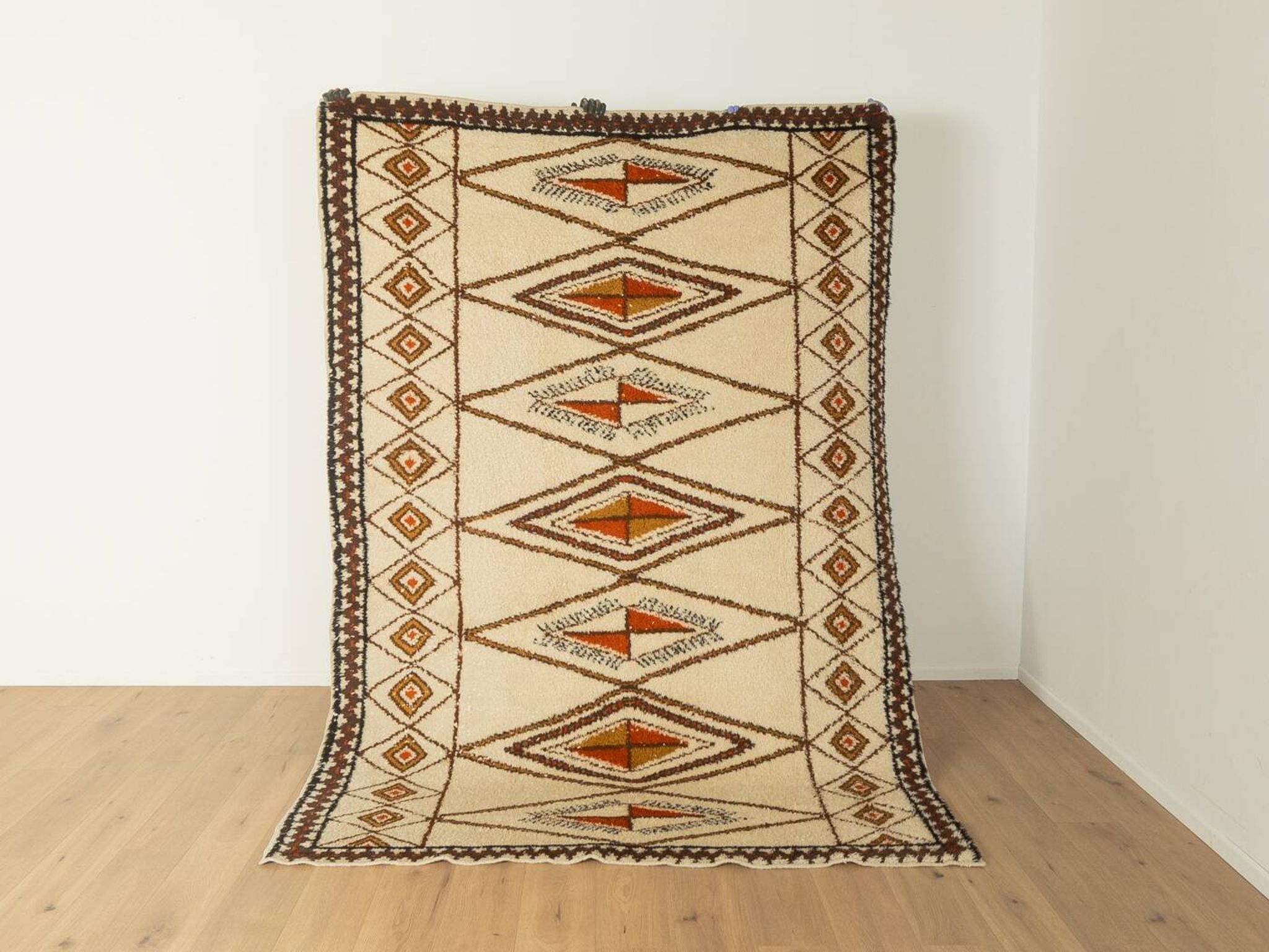 Vintage Berber rug 200 x 285