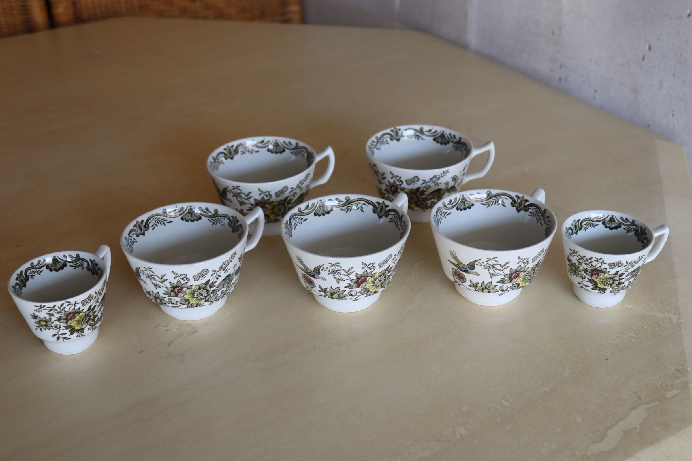 7 coffee cups Ridgway Stafordshire "Windsor"