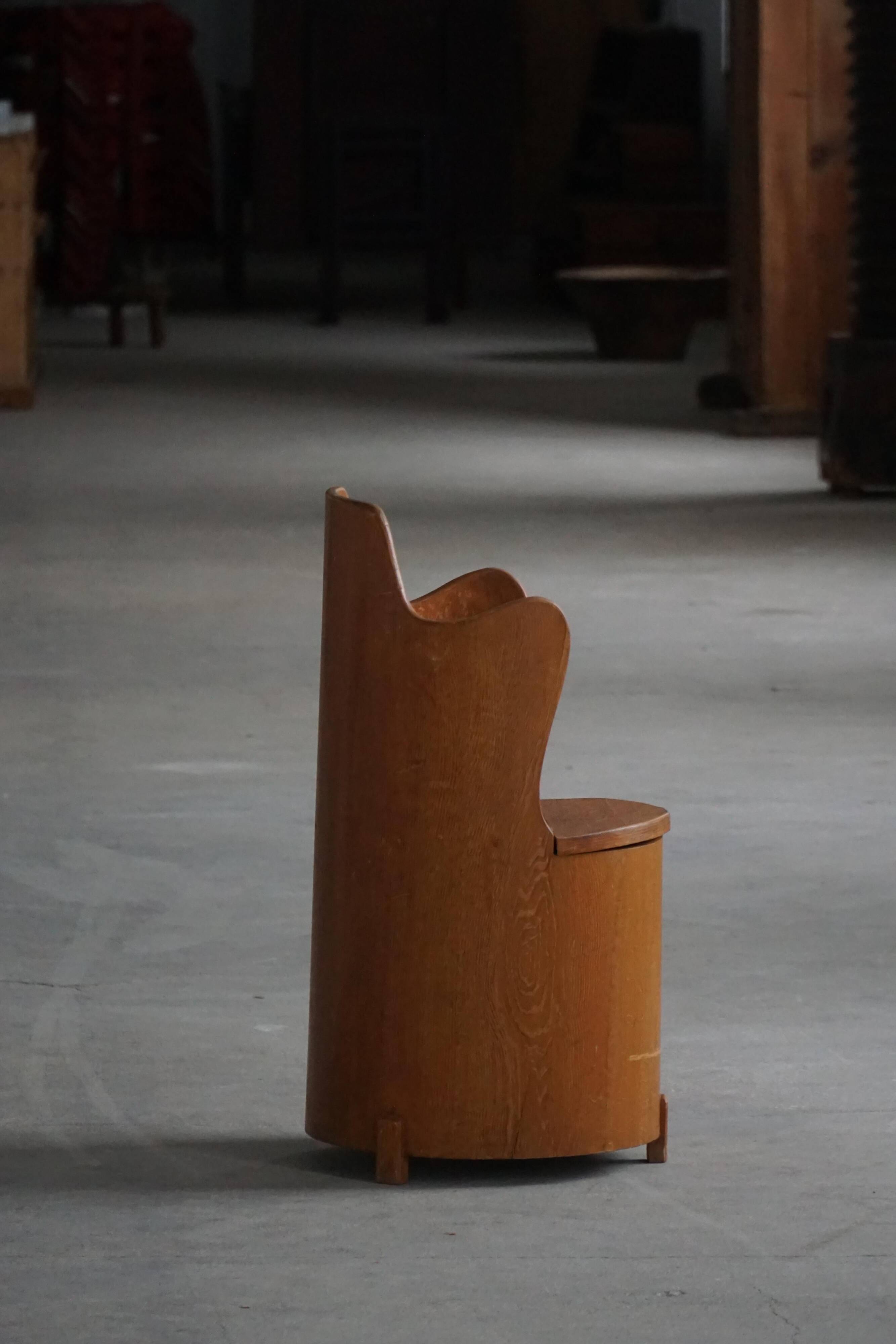 Modern Scandinavian style, Stump chair / "Kubstol" in pine, mid-20th century, 1950s.