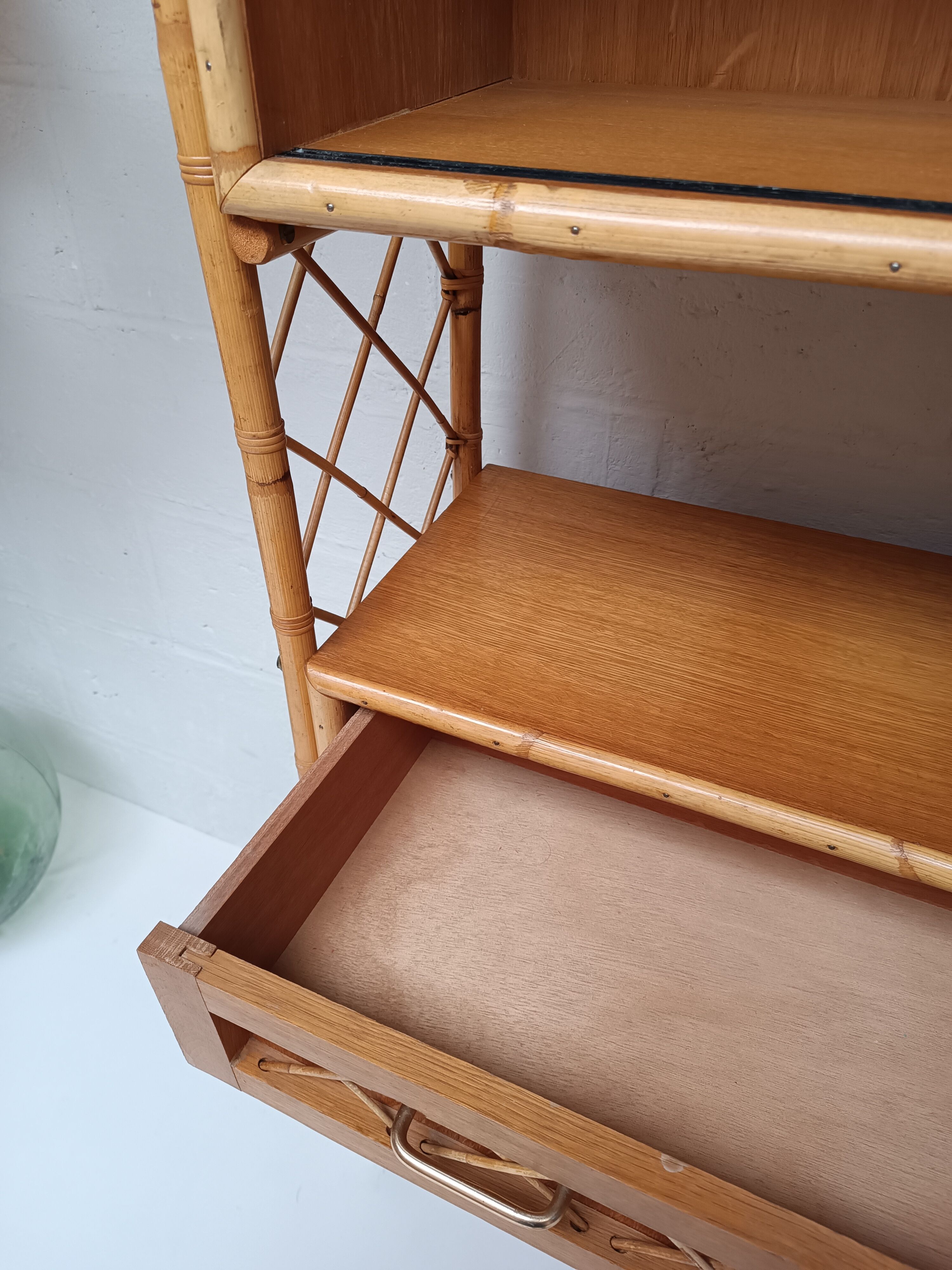 Bookcase shelf vintage in rattan