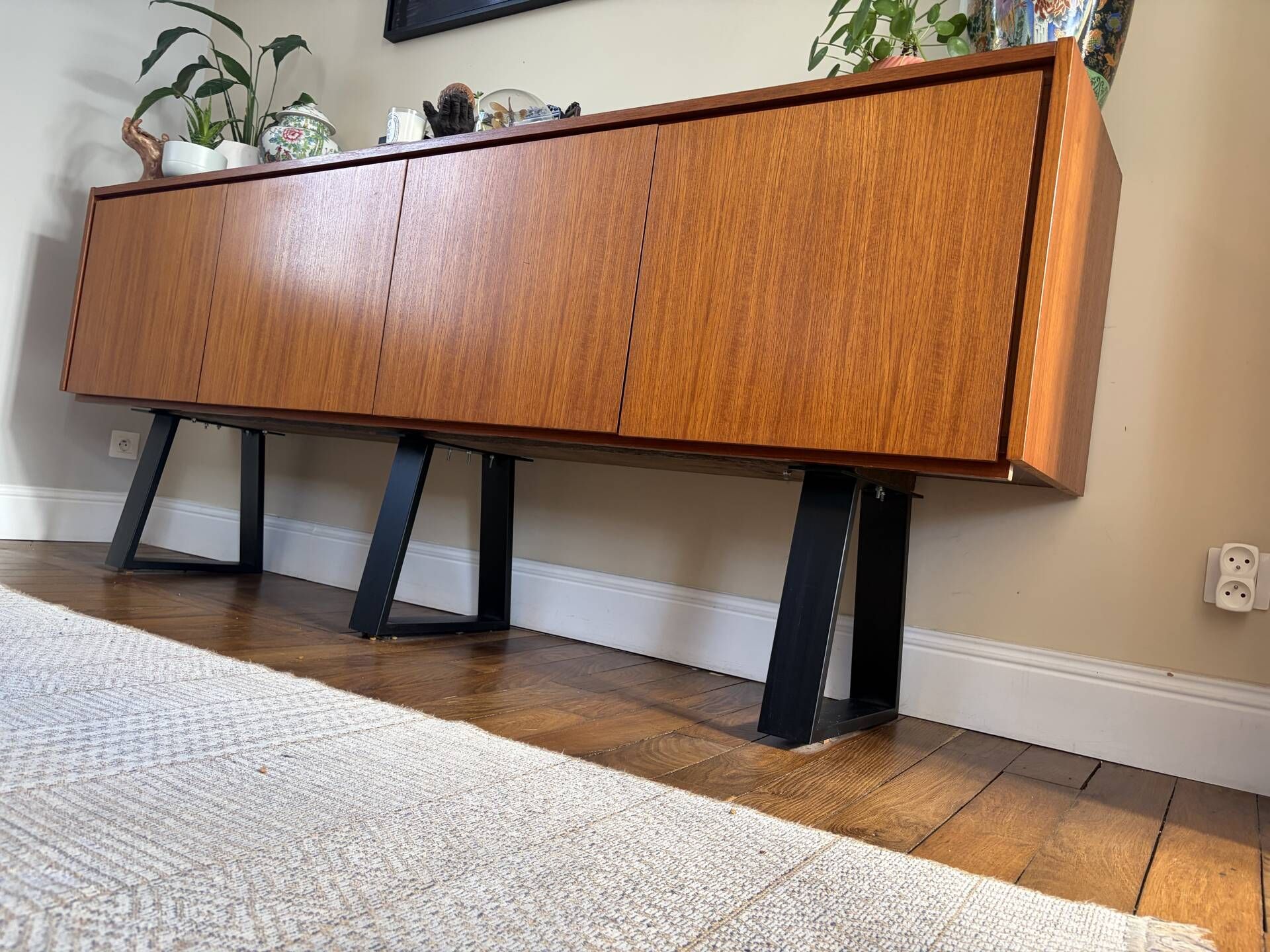 Vintage teak sideboard – Scandinavian style from the 60s/70s – 230 cm
