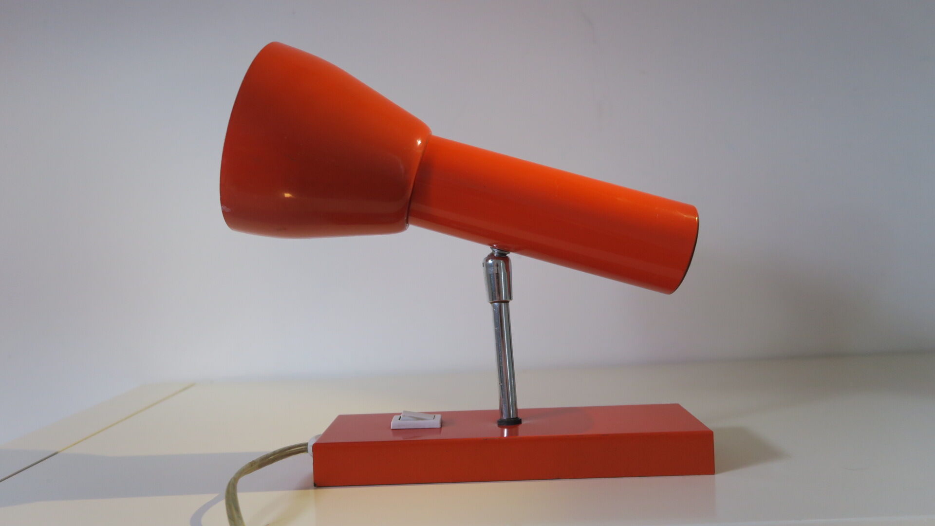 70s metal wall lamp, adjustable