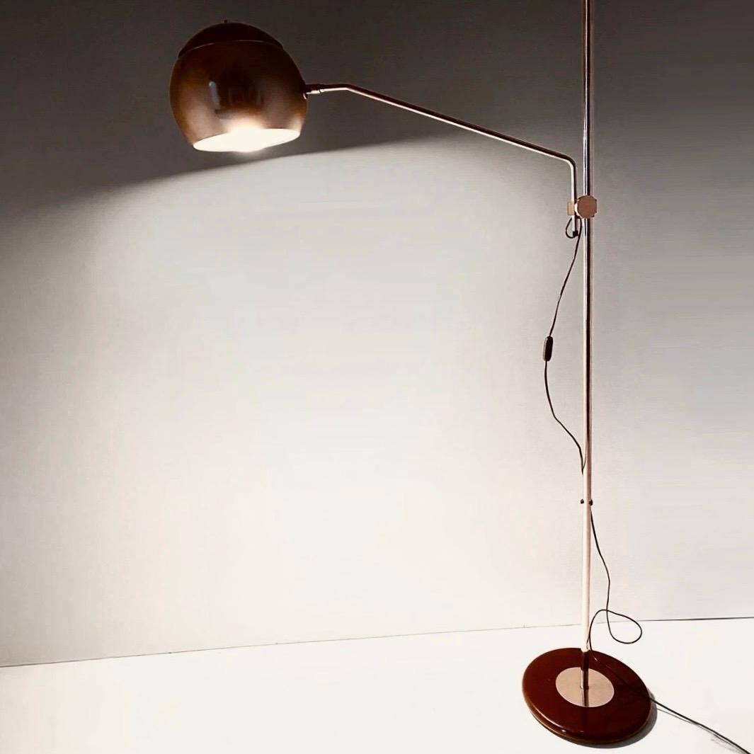 Lampadaire en métal chromé, Italie années 1960