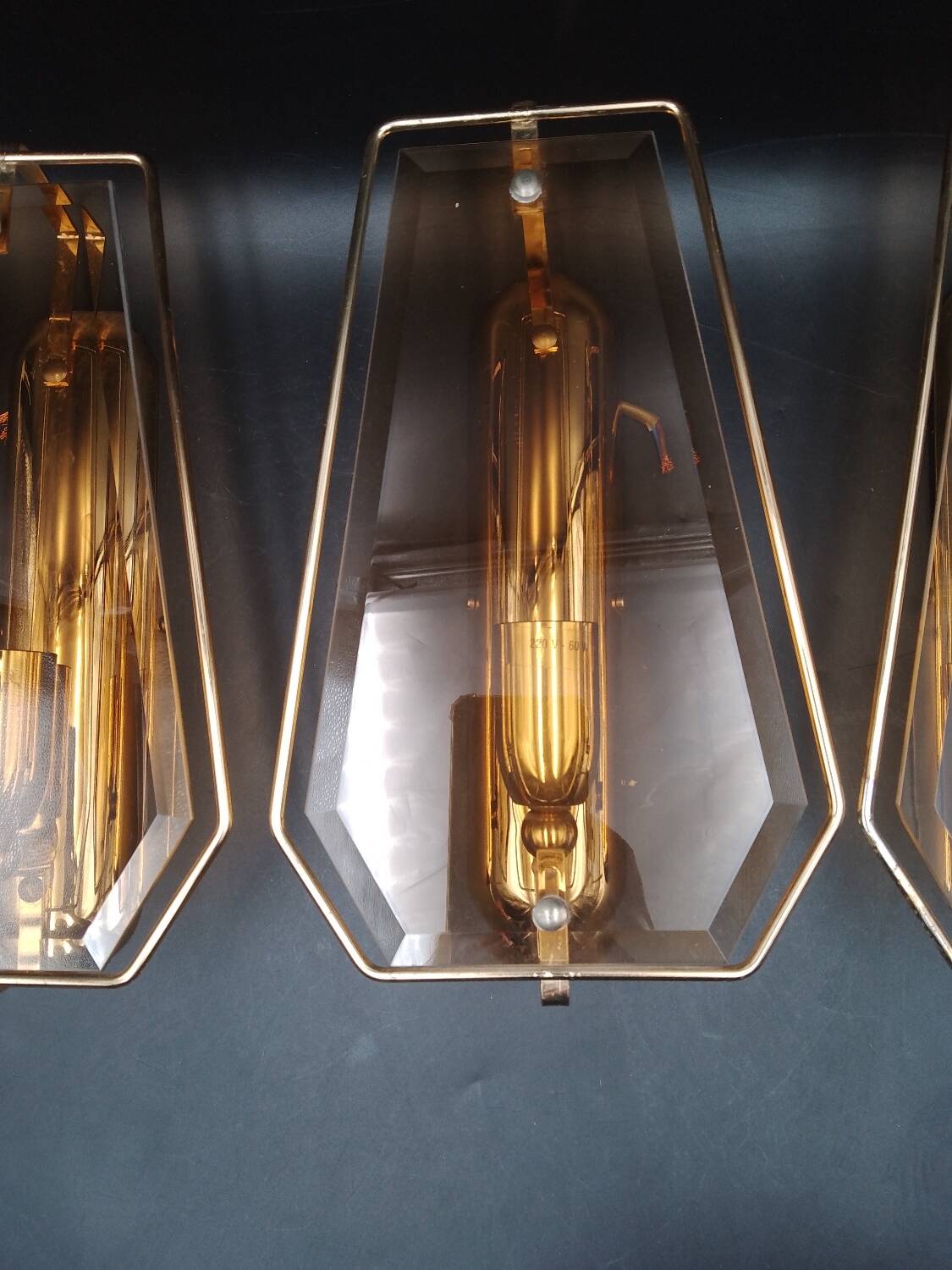 Triple vintage wall lights in brass and beveled glass to be electrified E14