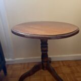 Wooden pedestal table