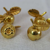 6 metal golden metal vintage apple