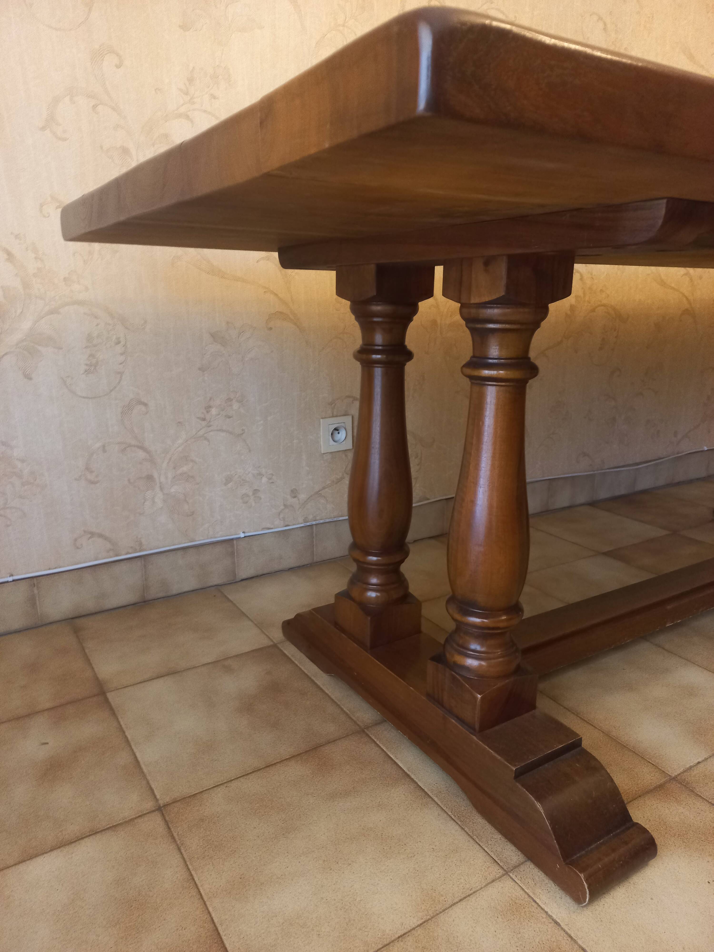 Grande table monastère en noyer français – 220 × 90 cm