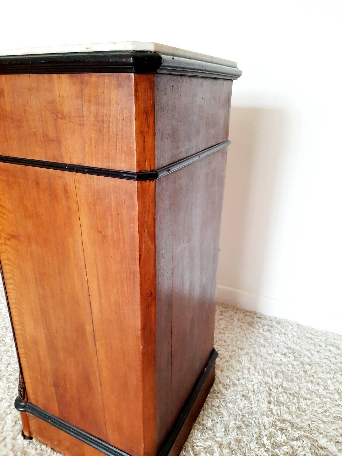 Commode ancienne haute
