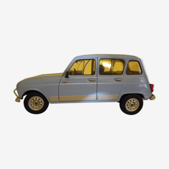 Renault 4 GTL  clan de collection - Solido - 1/18 - boite d'origine