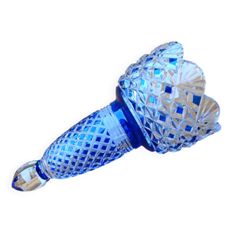 Vase de voiture en cristal taillé et teinté "Baccarat" Art Deco