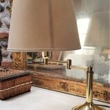 Articulated table lamp reading