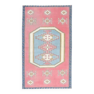 Tapis en laine et coton turc vintage des années 1970, noué à la main, rose, 133x225.
