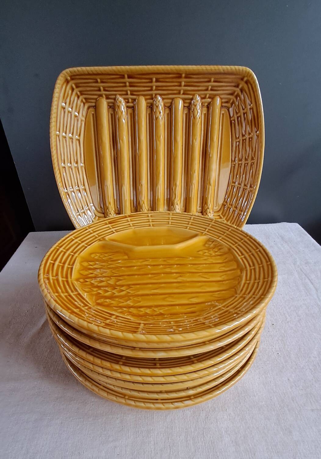 Asparagus serving set