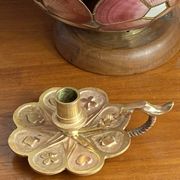 Handheld candlestick in bronze, card game decoration
