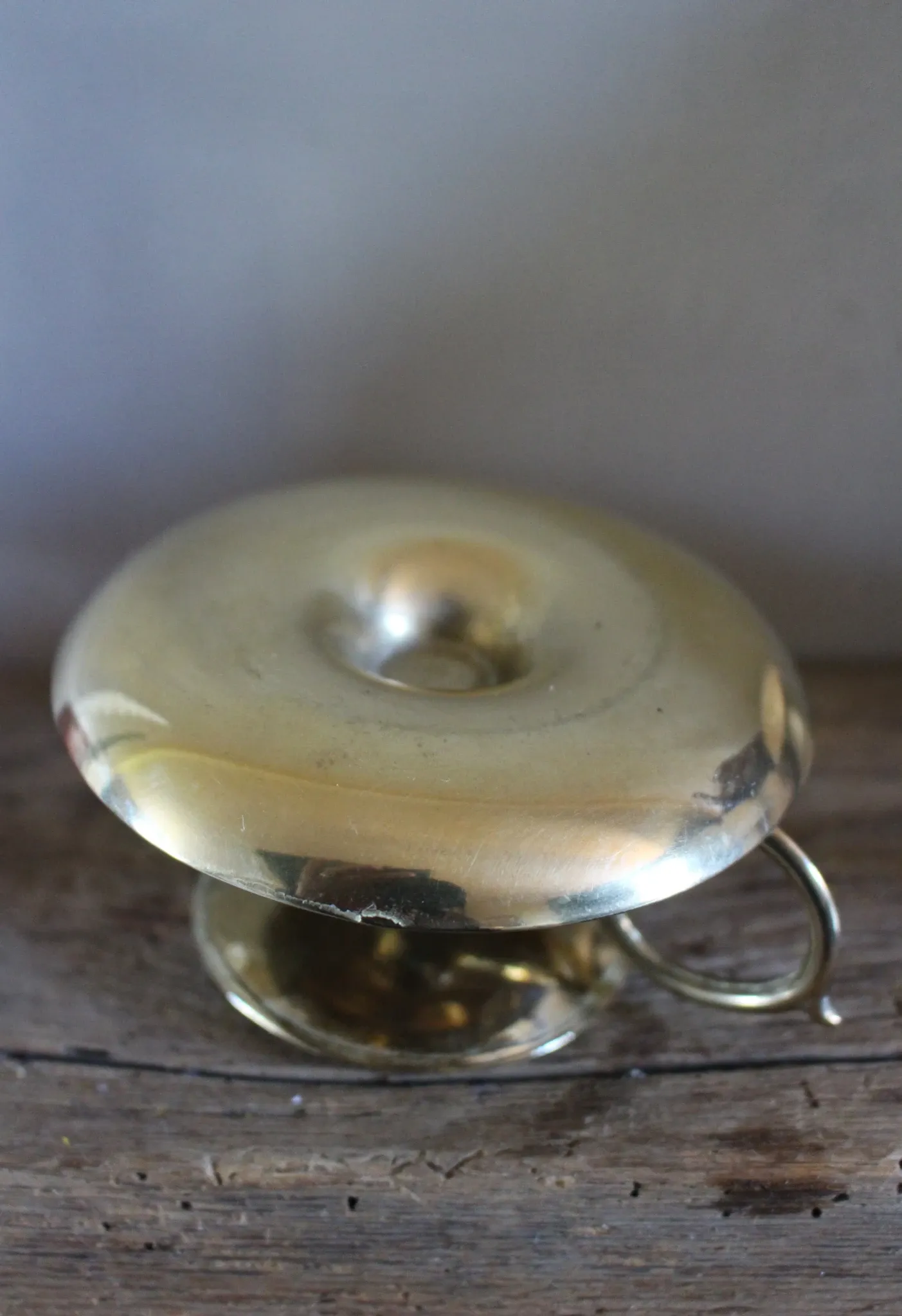 Candle holder rat of the cellar brass candle holder