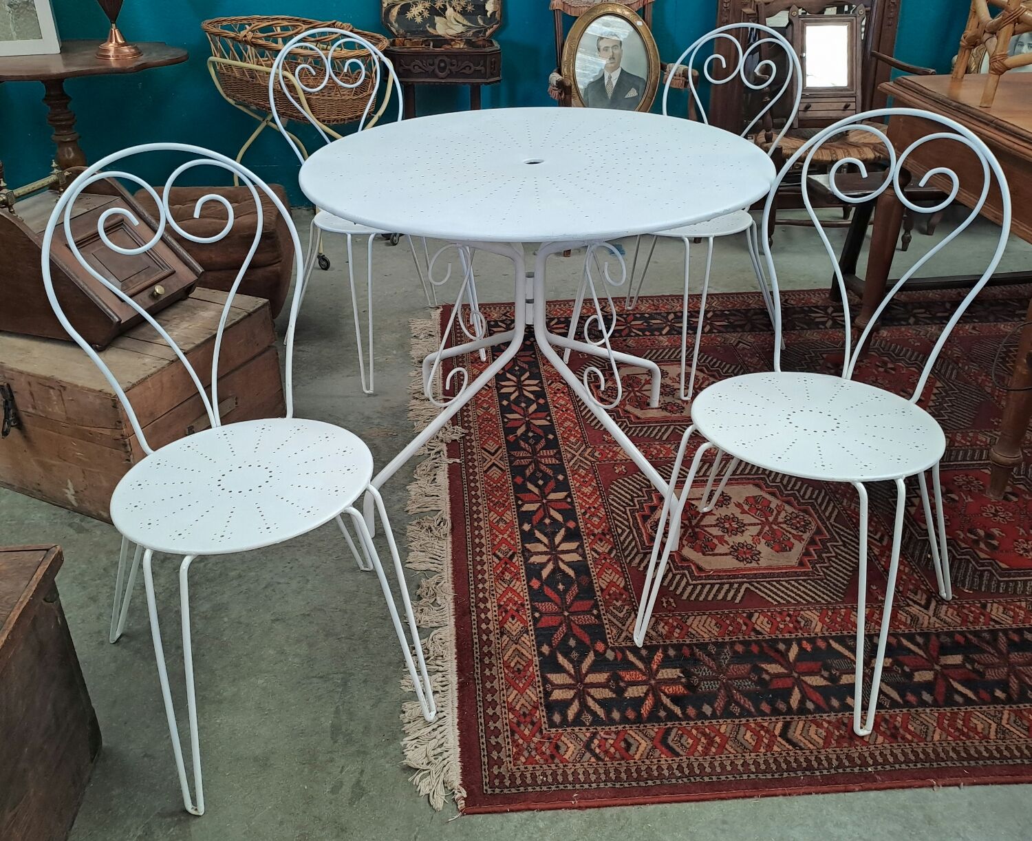 Salon de jardin en fer forgé