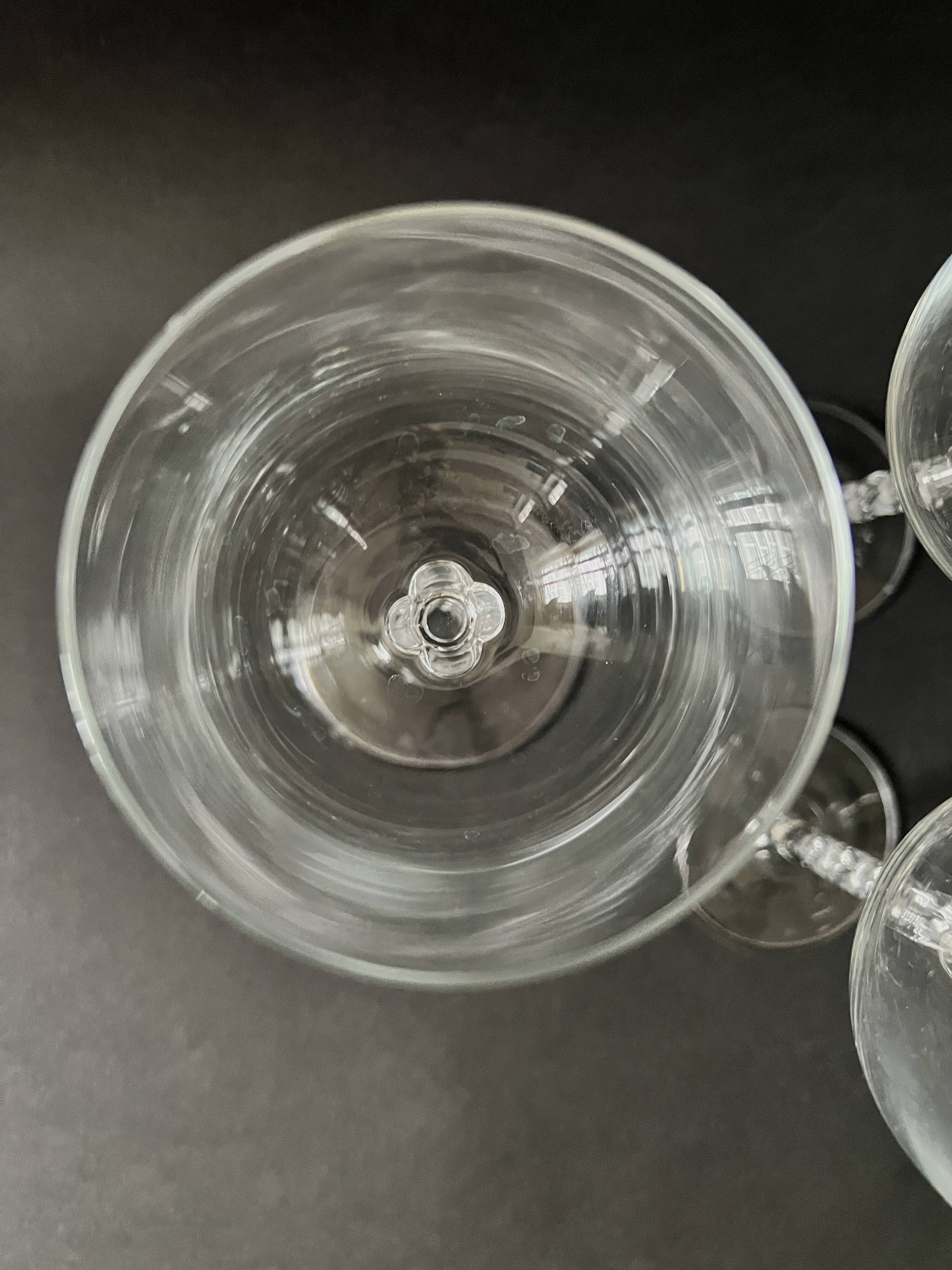 set of 8 genuine crystal wine glasses with Venetian beads