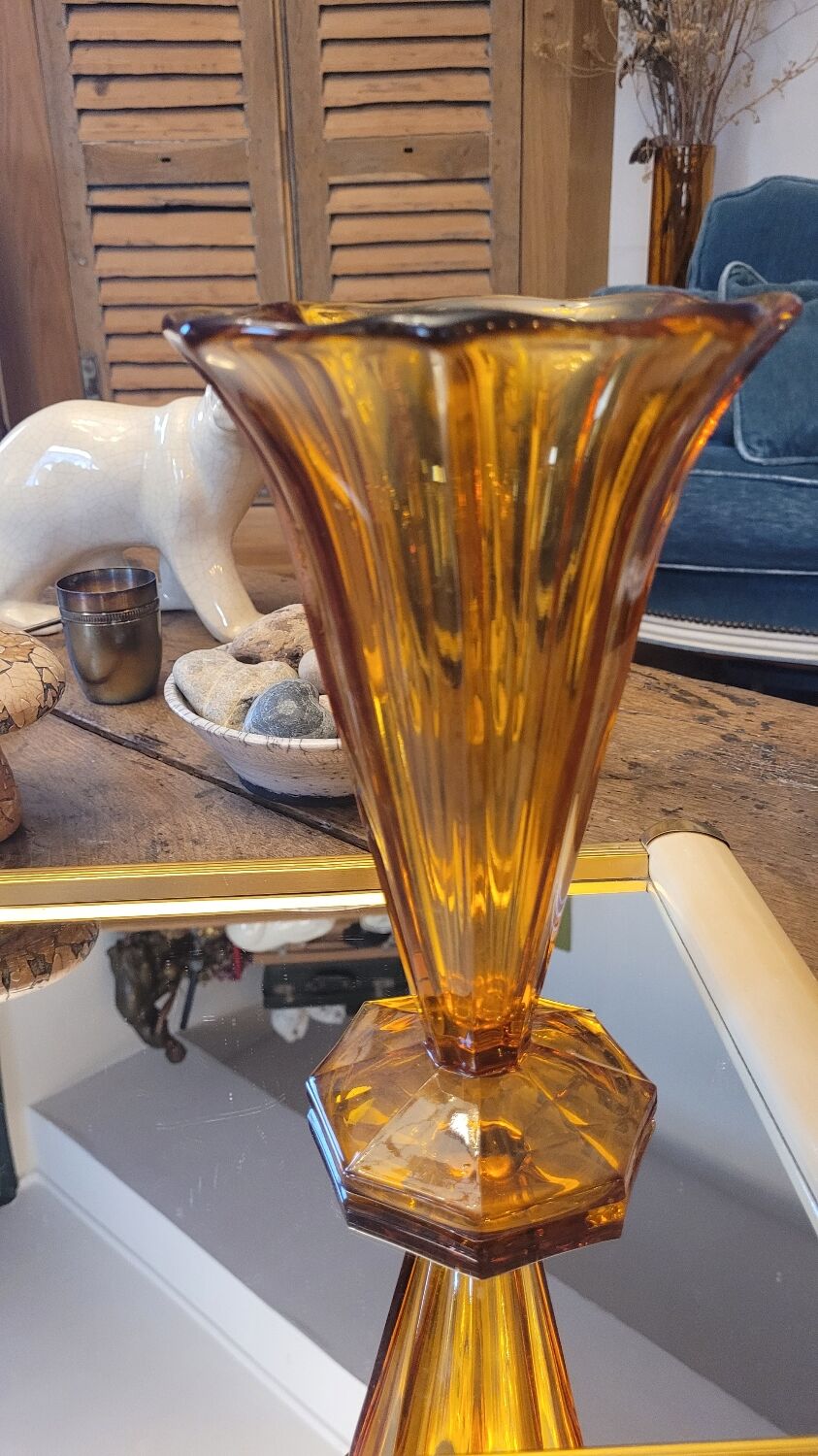 60's amber glass vase