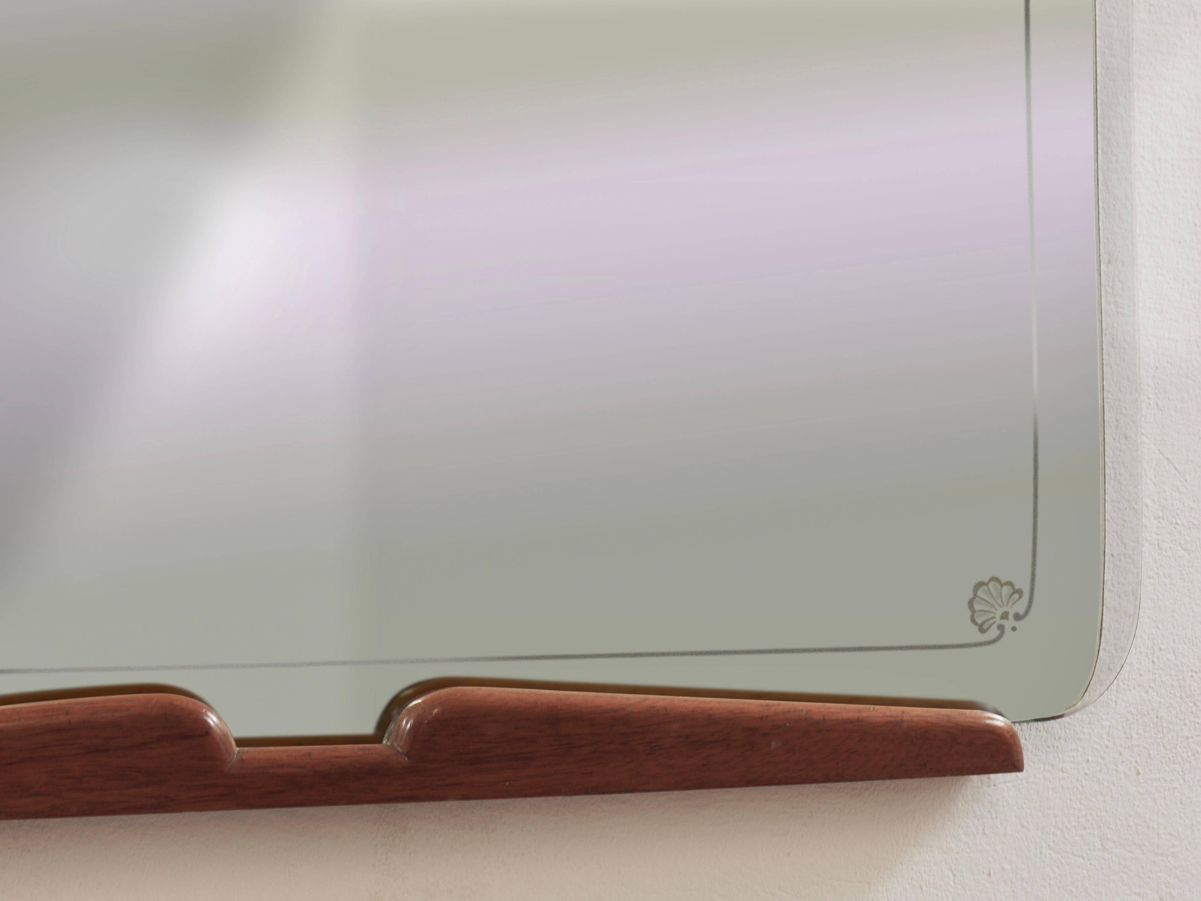 Large Wall Mirror Paolo Buffa Cherry and Brass, Italy, mid-century, circa 1940