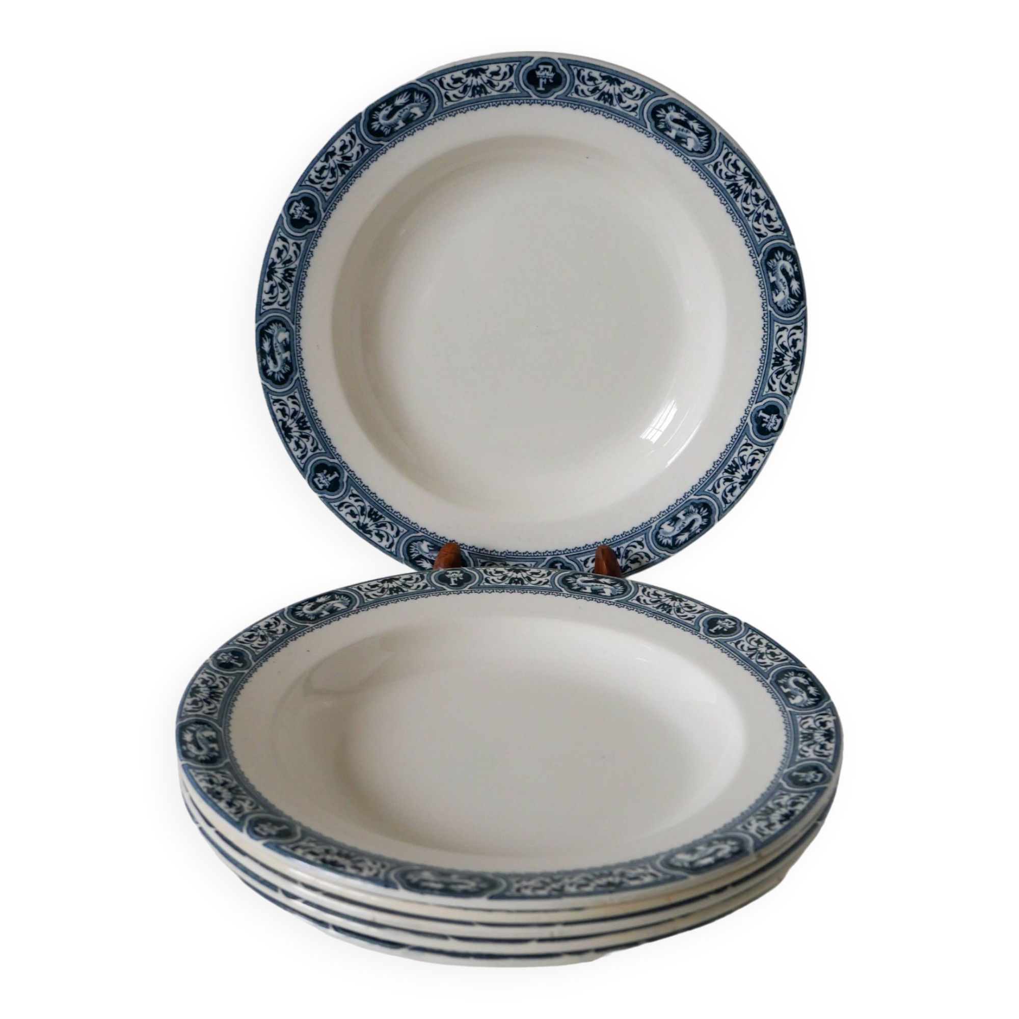 Set of 6 semi-deep plates in terre de fer salins model françois 1st 19th century