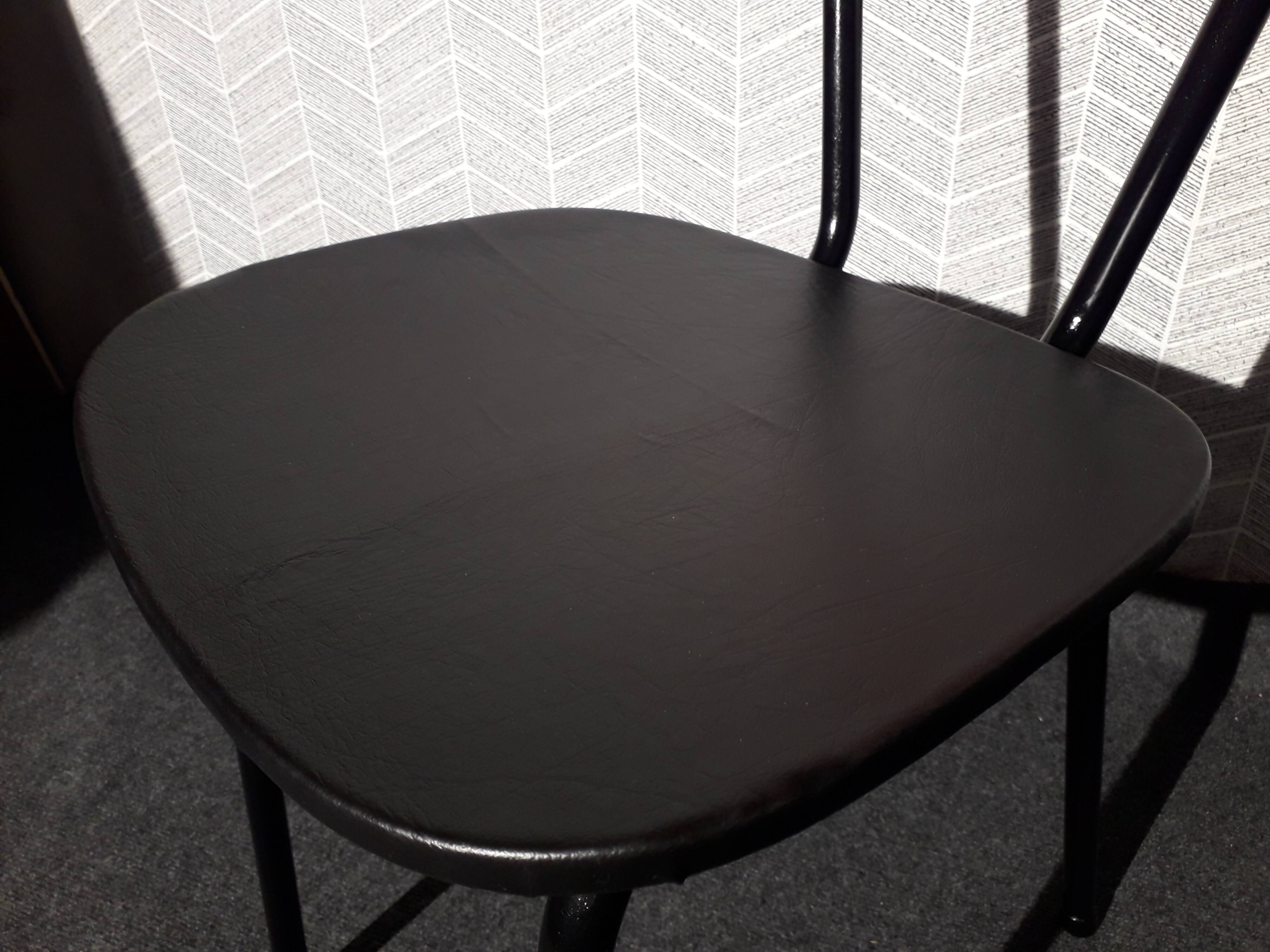 Formica and skai chair