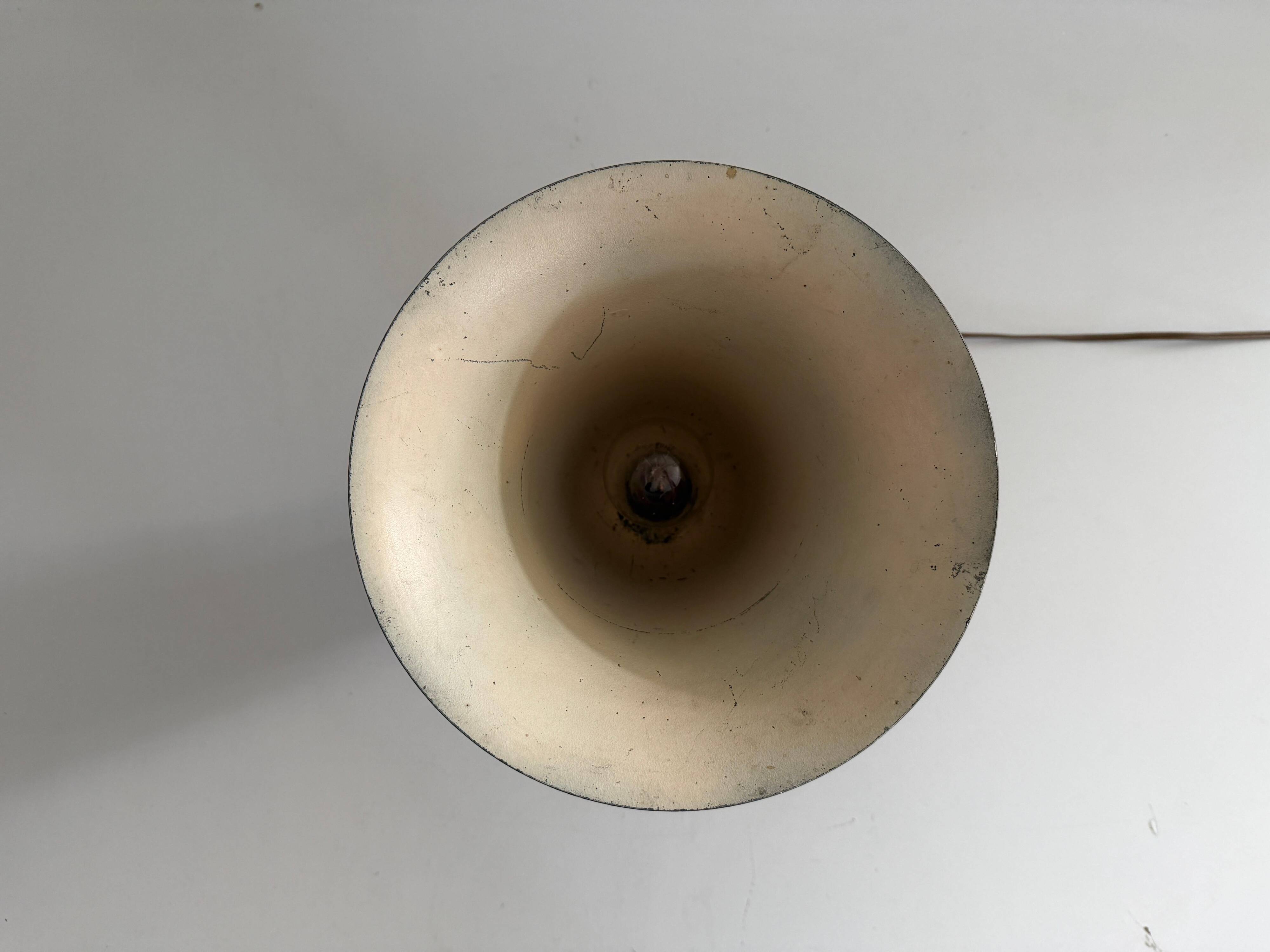 Art Deco conical table lamp in brass by Mazda, 1940s, France