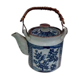 Enamelled stoneware teapot