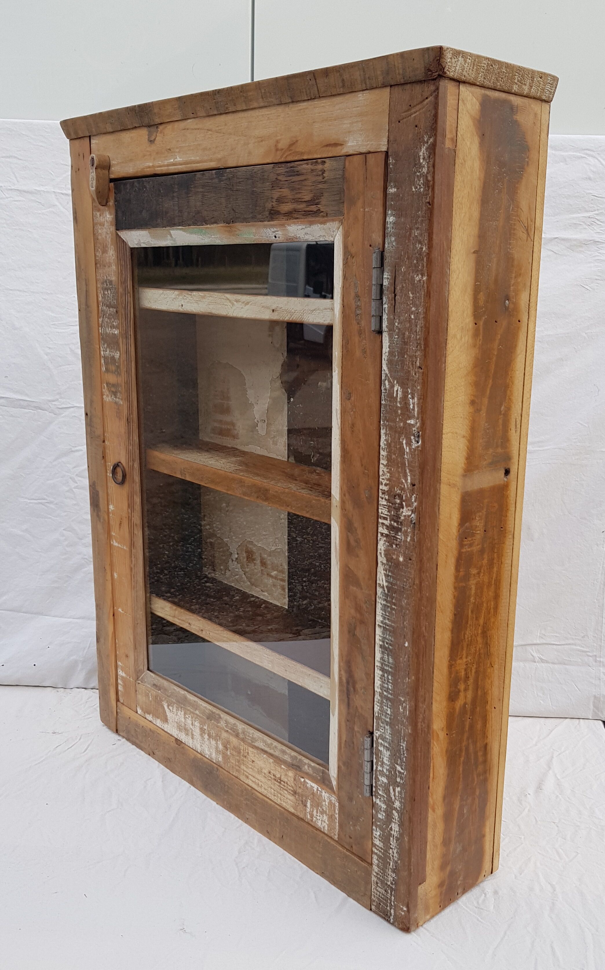 Vitrine en teck