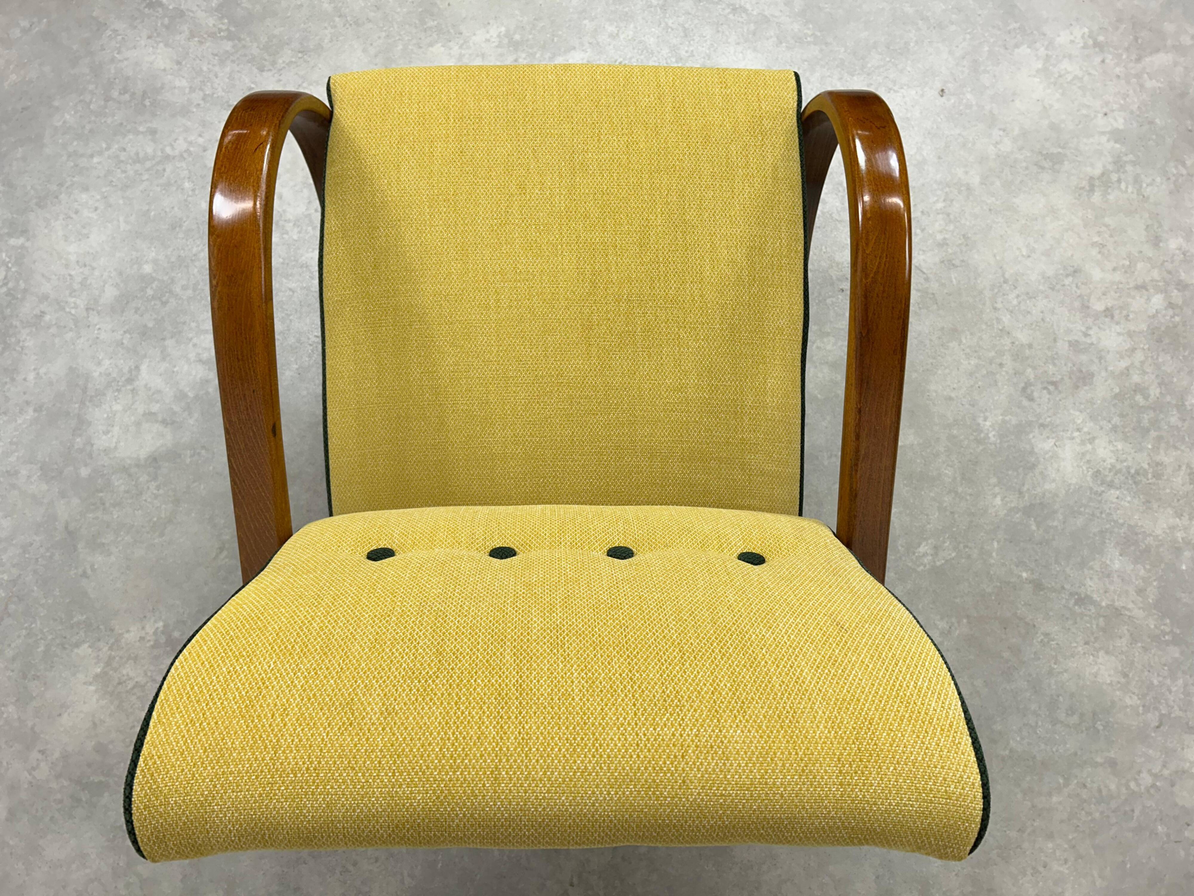 Duocolor armchairs by Jindřich Halabala