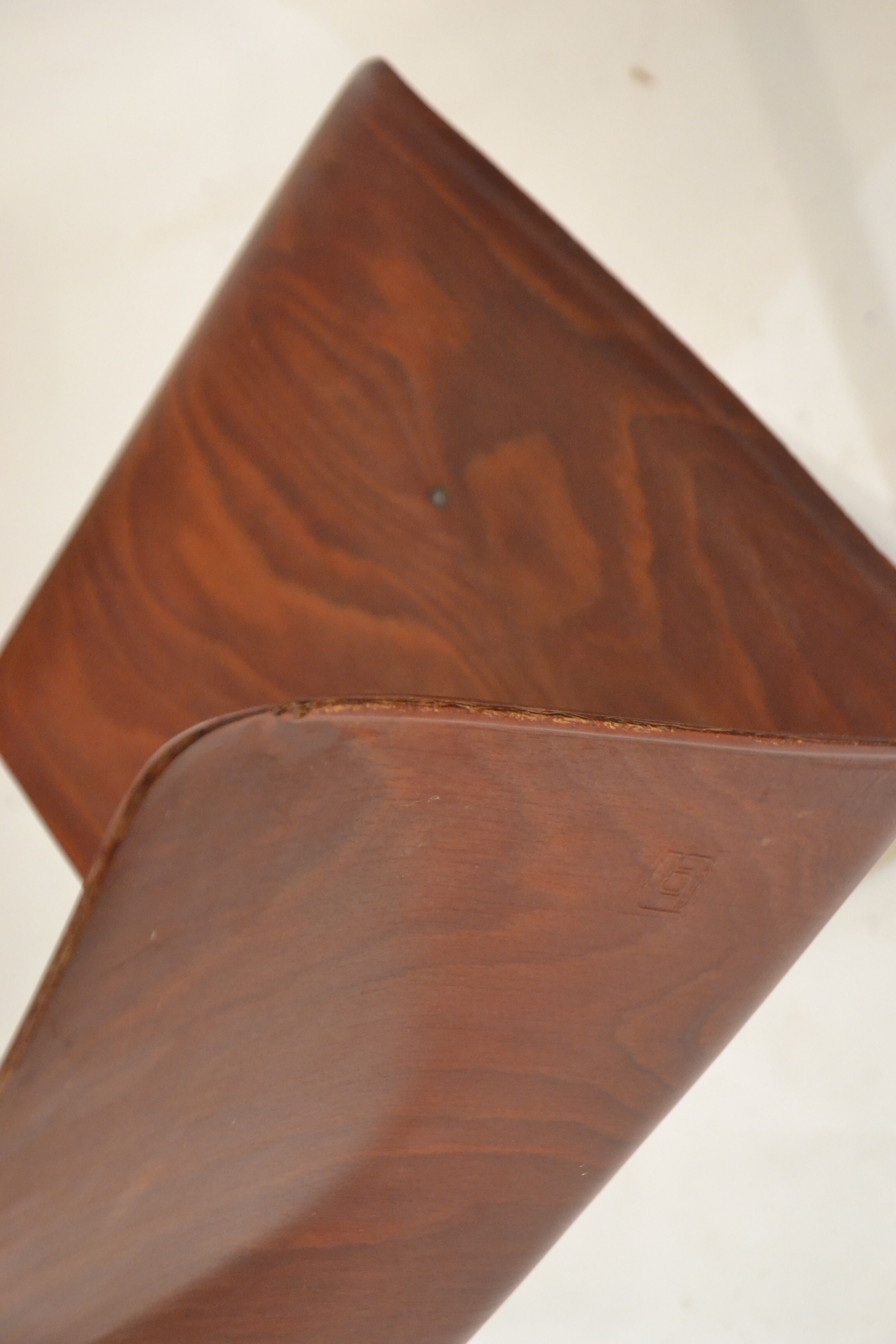 Pagholz grey star foot chair