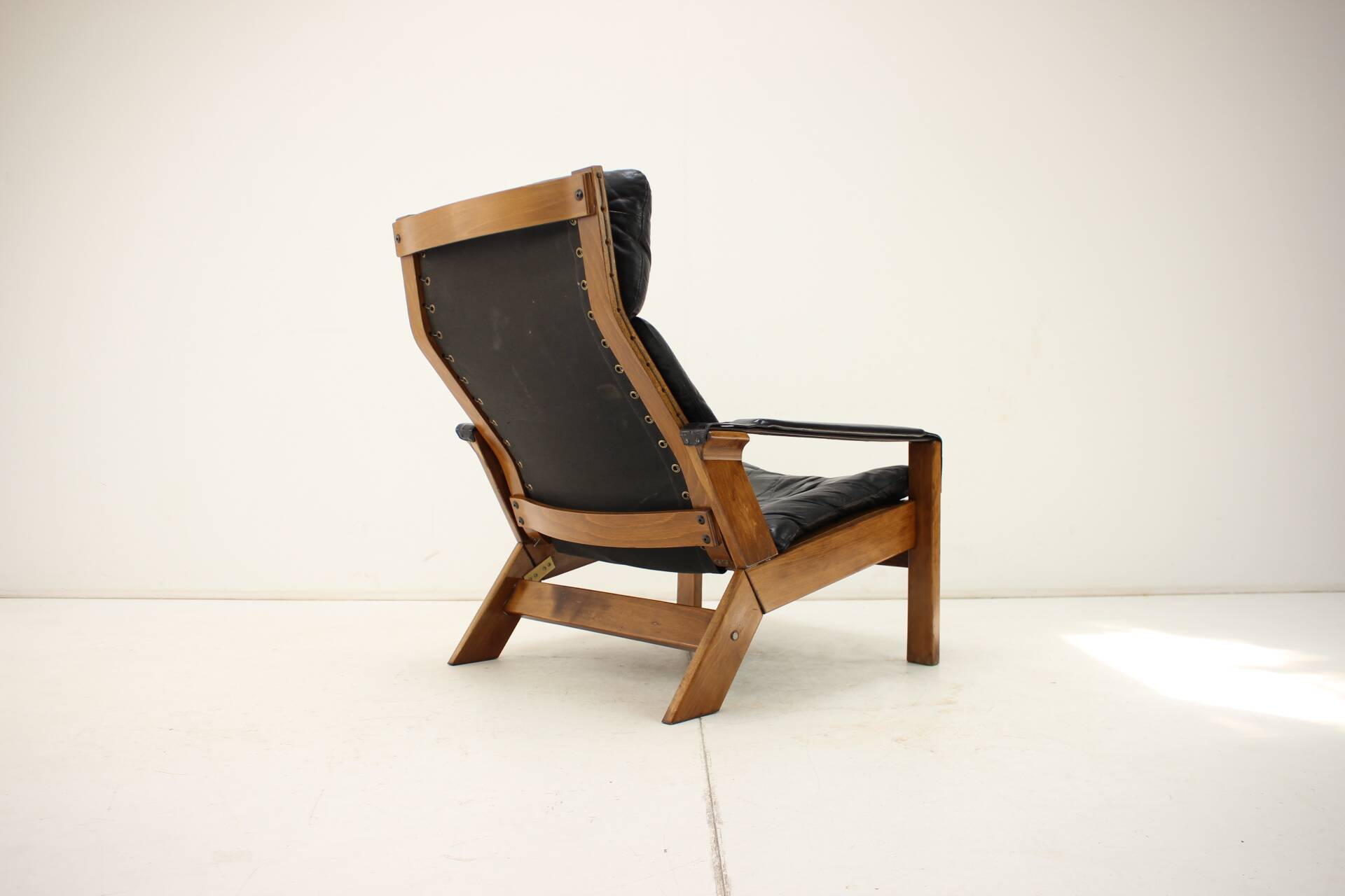 Rare Adjustable Leather Armchair, by Peter Opsvik, for Westnofa, Norway, 1960s