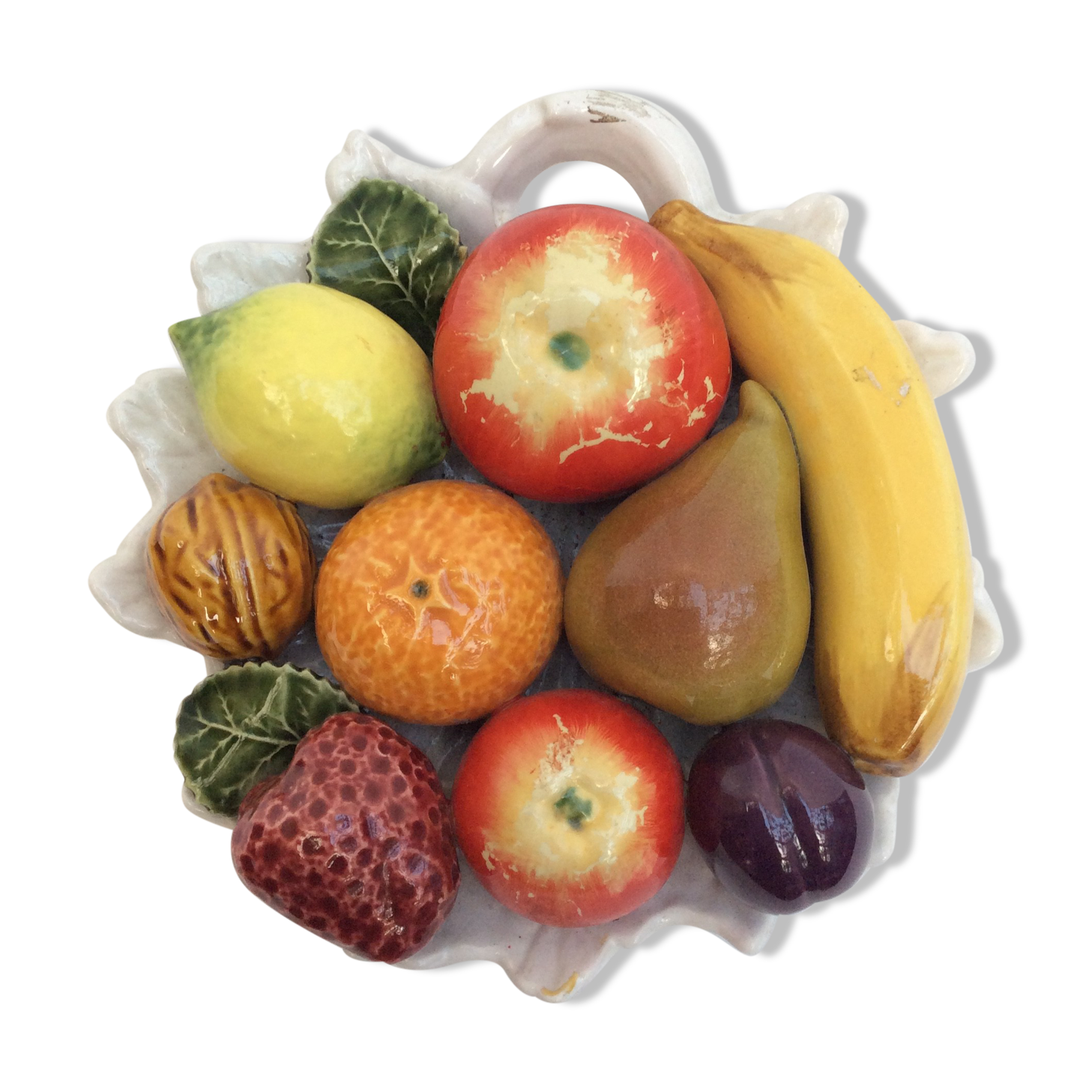 Vintage fruit slurry plate in relief dimension: height -7cm- diameter -22cm-