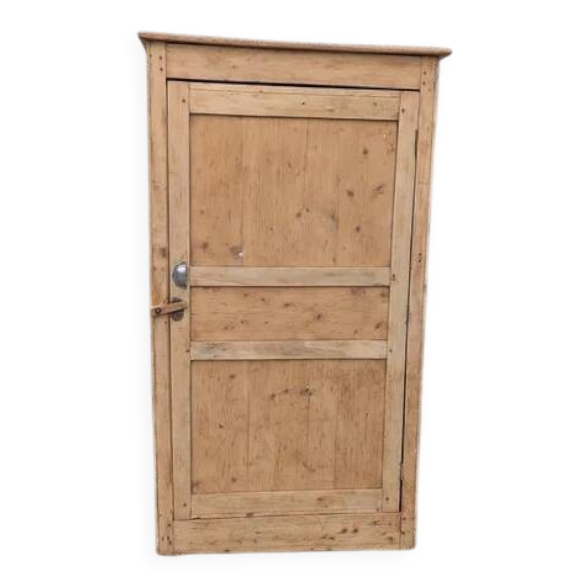 Armoire, bonnetière en bois naturel