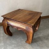 Table basse en bois vernis