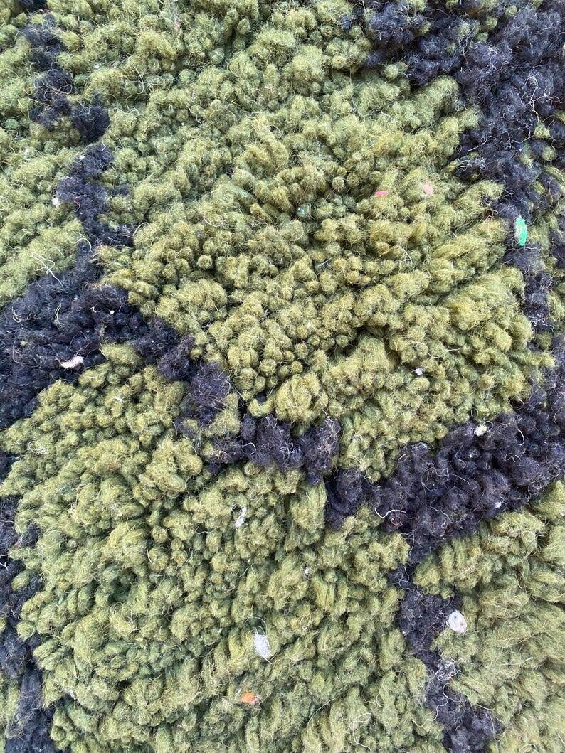 Handmade Moroccan rug 250cm x 200cm