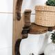 Étagère artisanale en bois brut