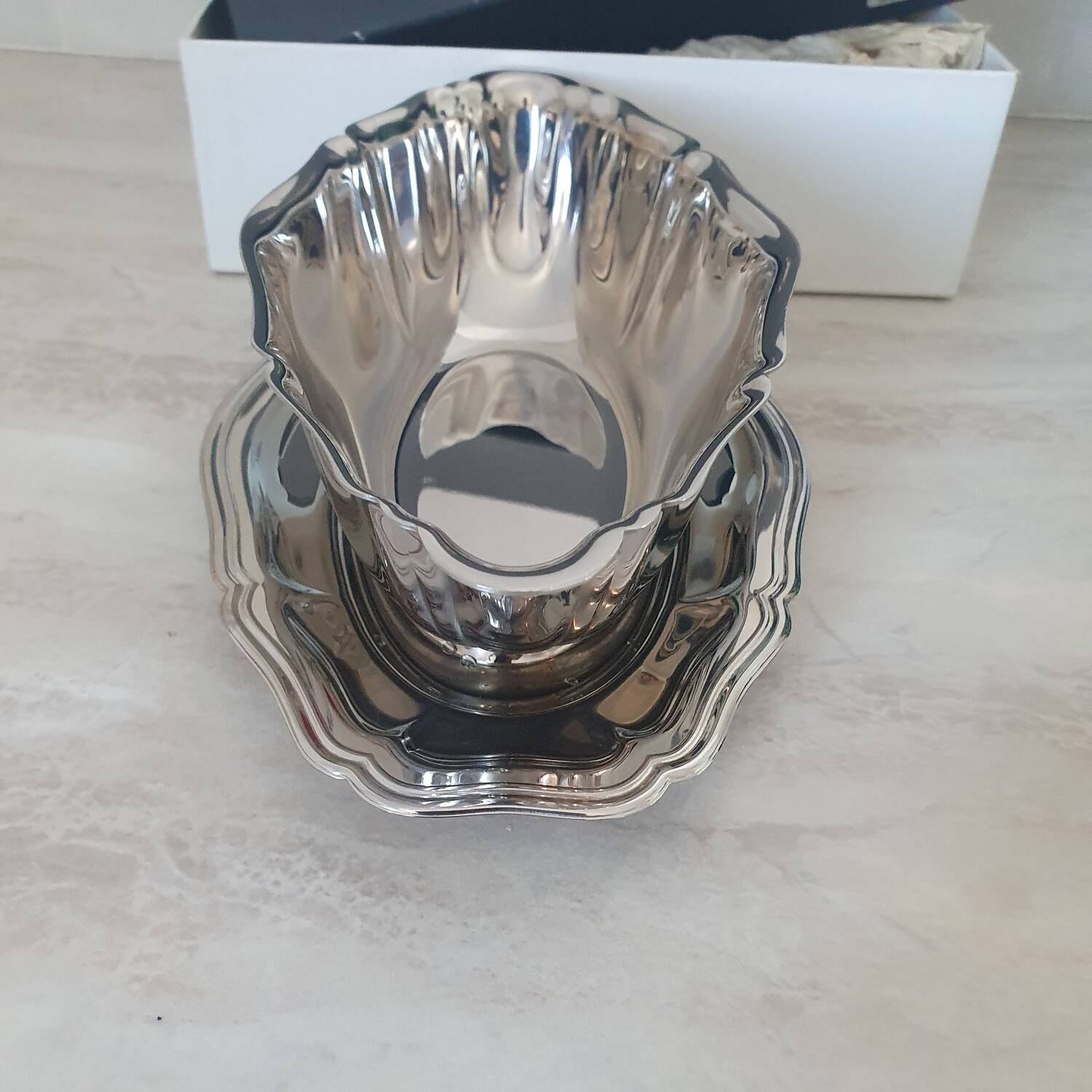 Guy Degrenne 18/10 stainless steel sauceboat, Régence collection