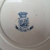 Round dish with cyclamen pattern, Gien porcelain