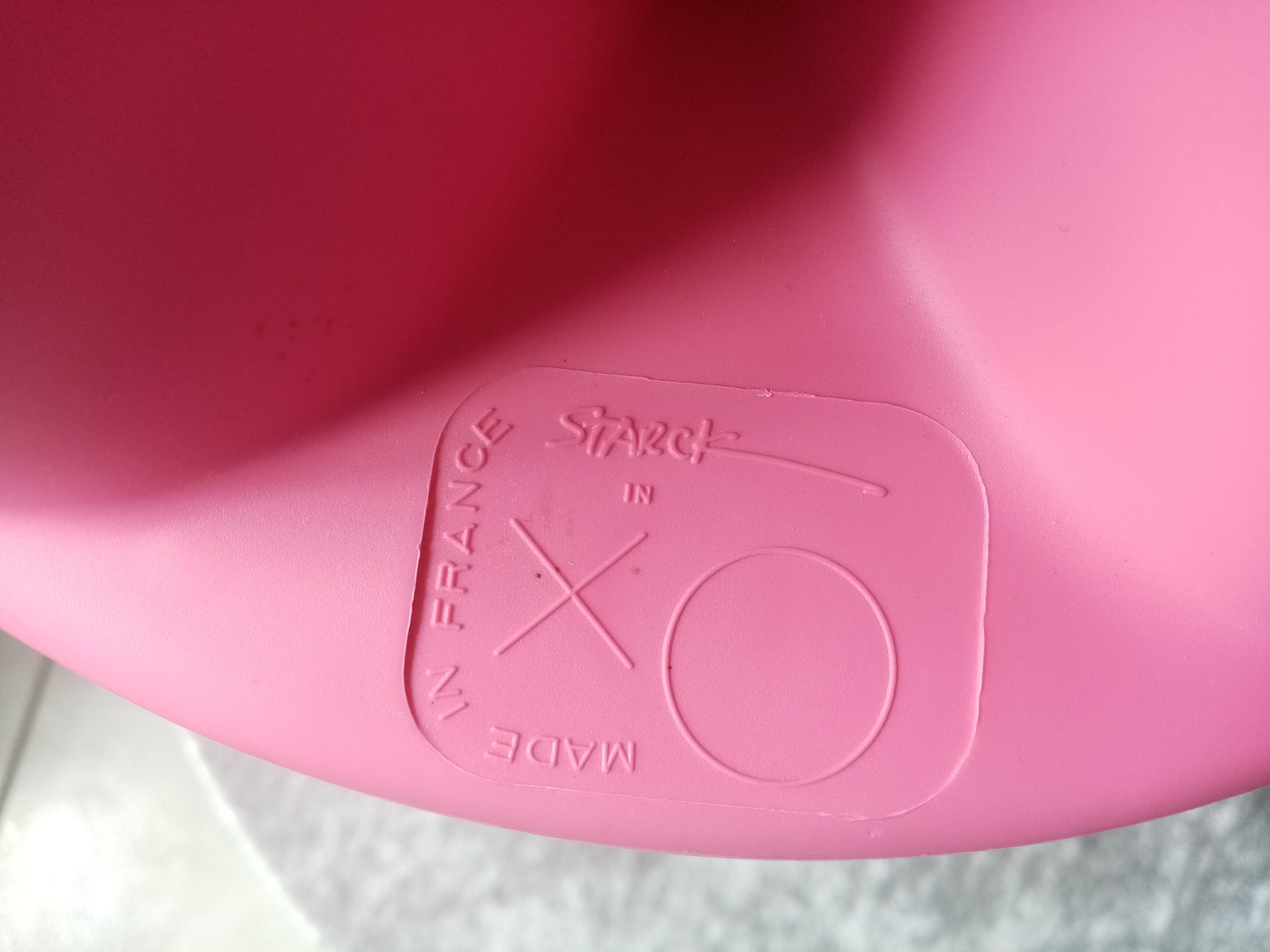 Stool model bubu pink by Philippe Starck, 1980