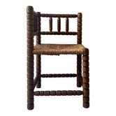 Corner straw chair "fireplace corner" in turned and beaded wood