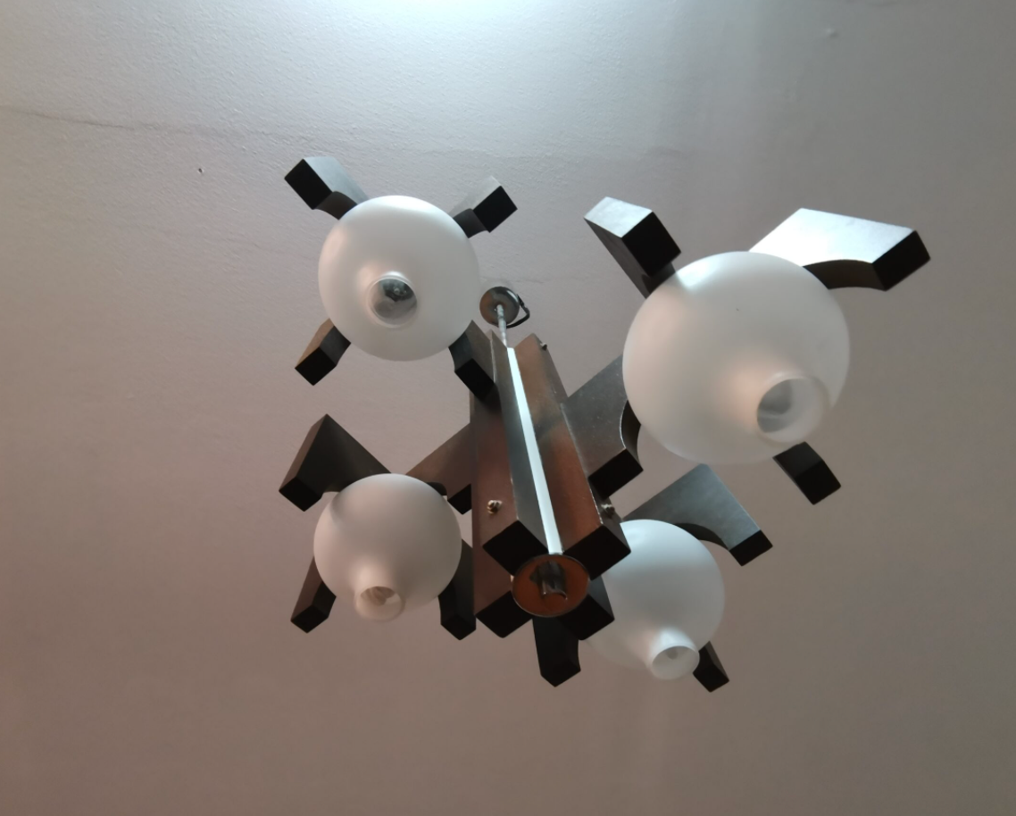 Suspension à quatre bras 1970s