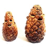 Paire de pique-fleurs forme ananas Années 60