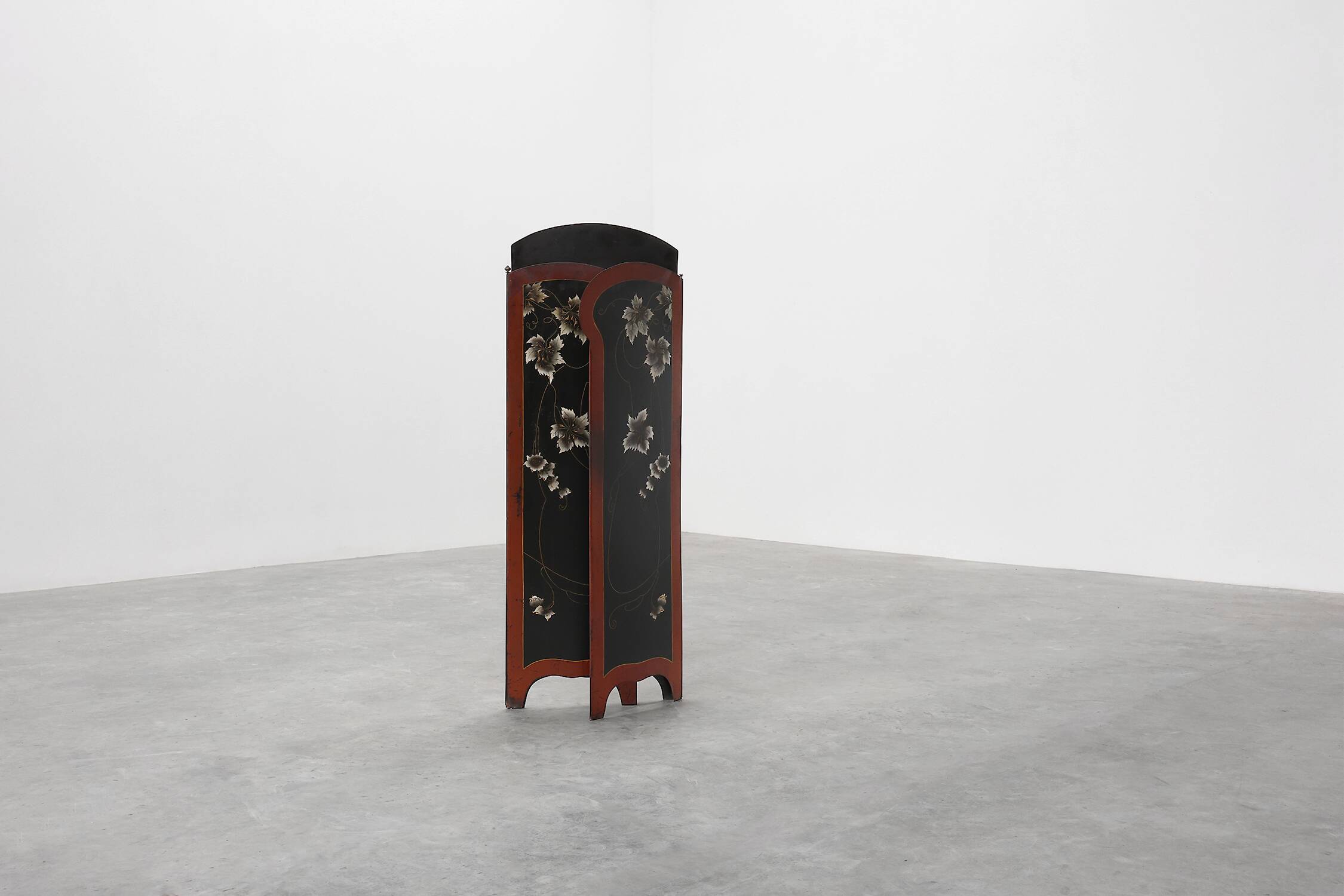 Art Nouveau Three-Panel Metal Firescreen, France ca. 1910