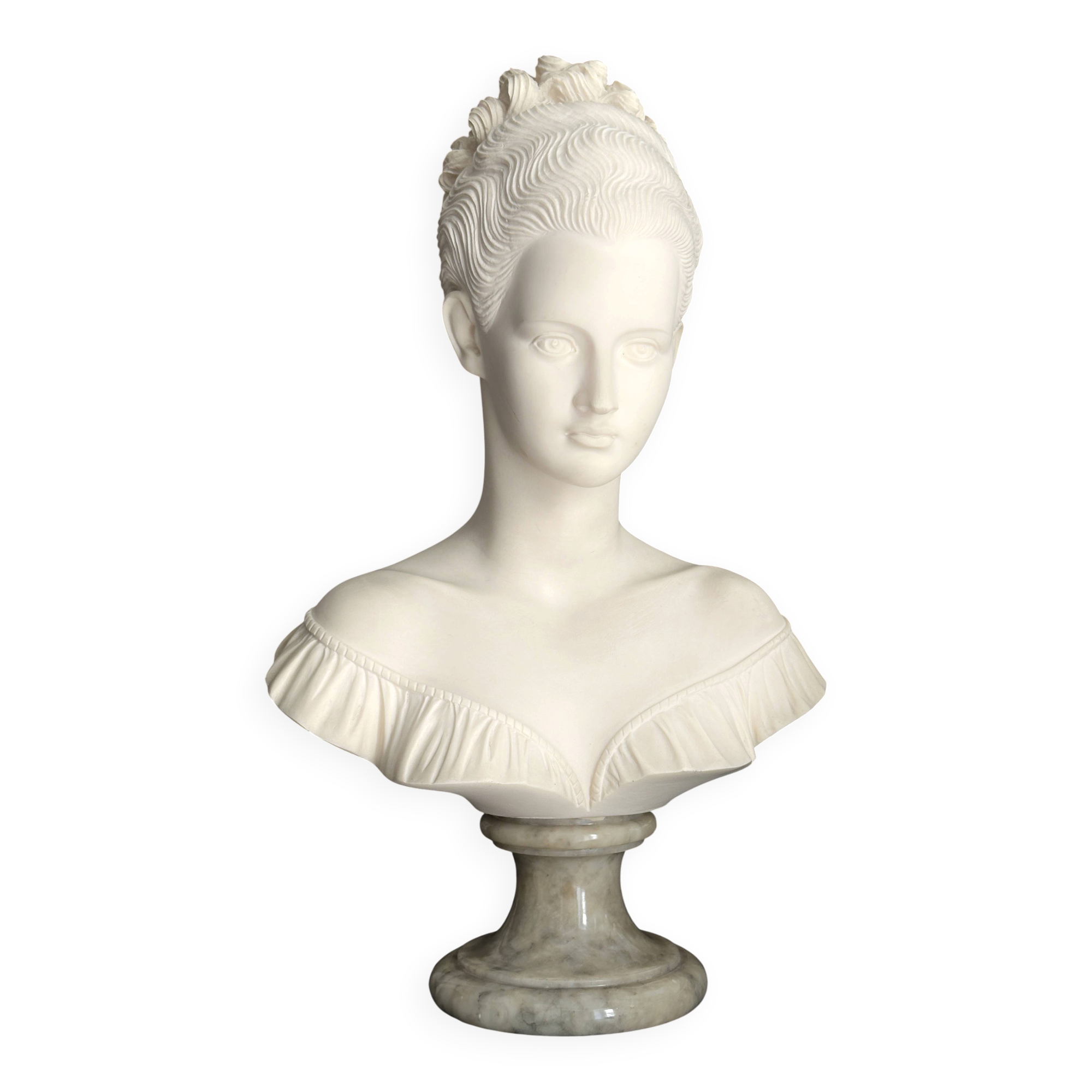Statue Buste de Manon Lescaut albâtre socle marbre vert signé Giannelli