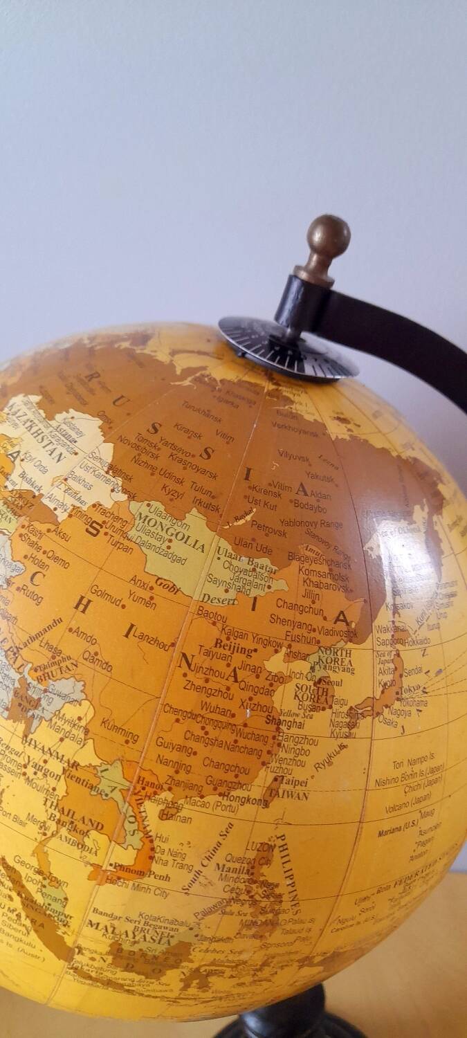 Napoleon 3 style terrestrial globe