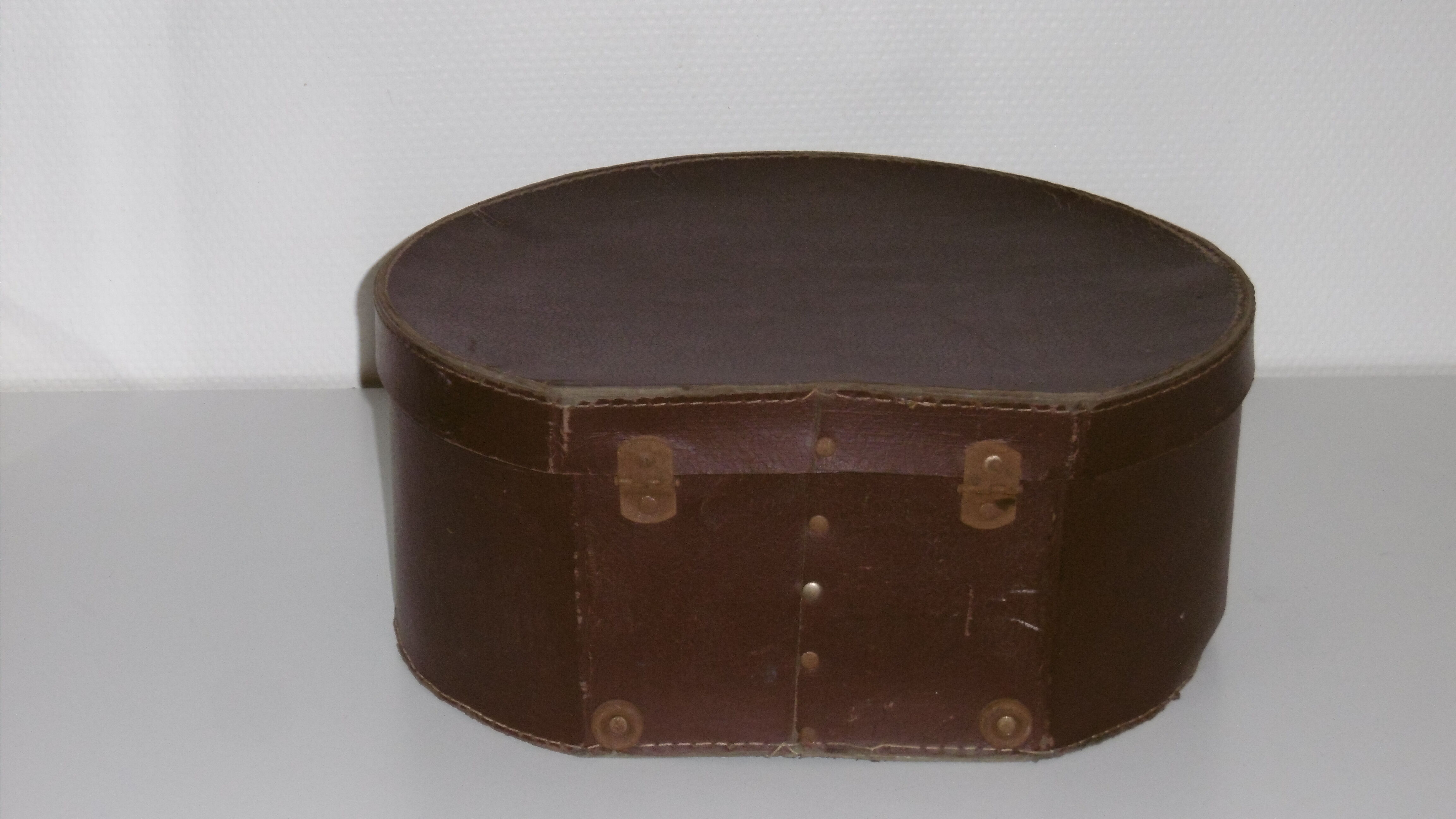 Old hat box