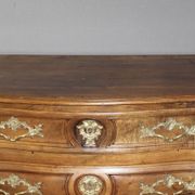Commode Tombeau Bordelaise en Noyer XVIIIe