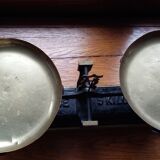 Old scale, 5 kg force